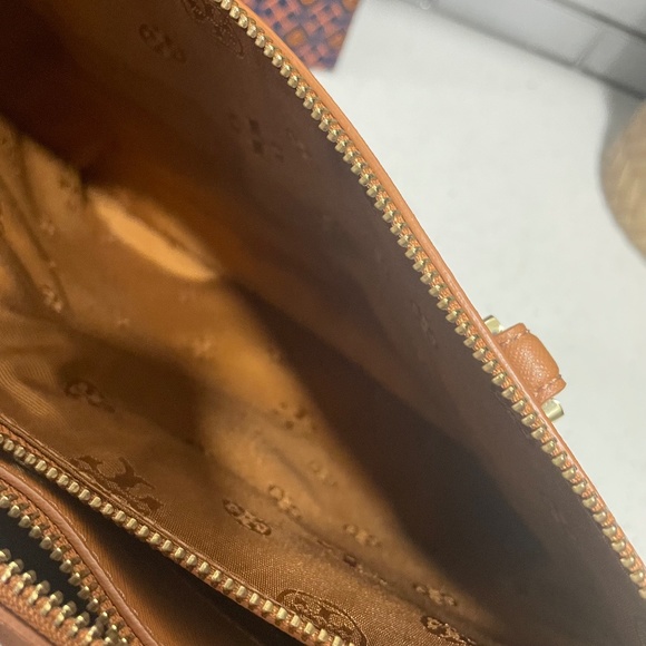 Tory Burch Robinson Double Zip Tote - Picture 9 of 13